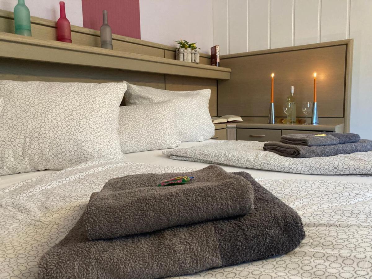 Ferienwohnung Duennebacke ชมาลเลนแบร์ก ภายนอก รูปภาพ